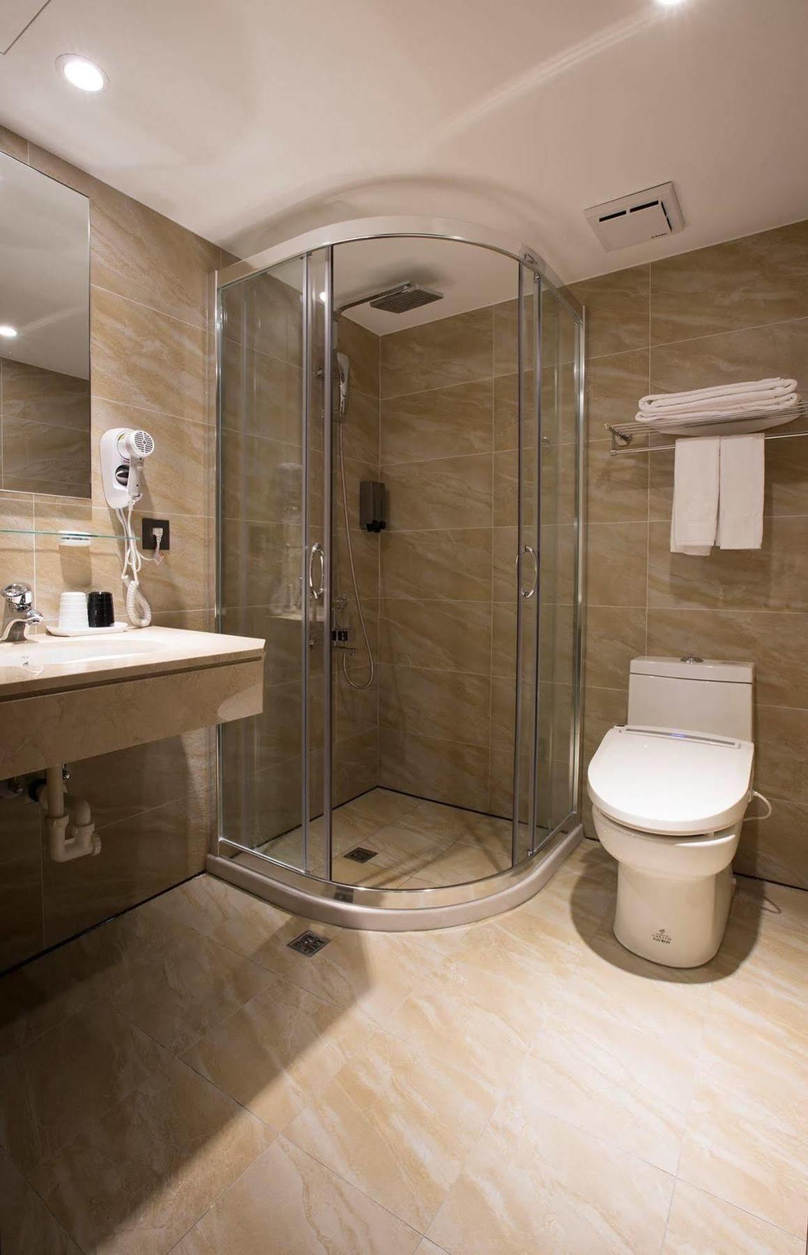 Noble Hotel Тайбей Екстер'єр фото