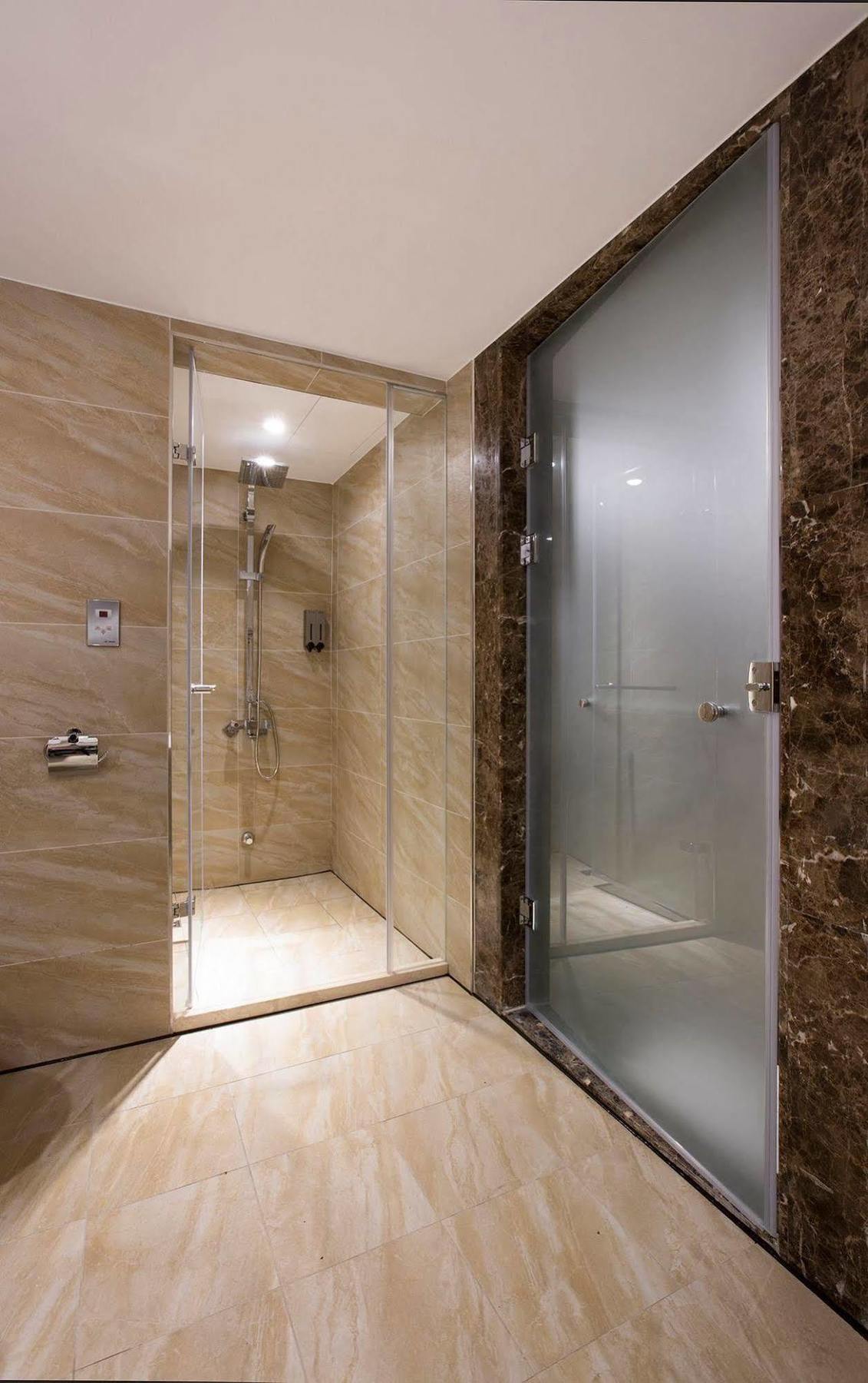 Noble Hotel Тайбей Екстер'єр фото